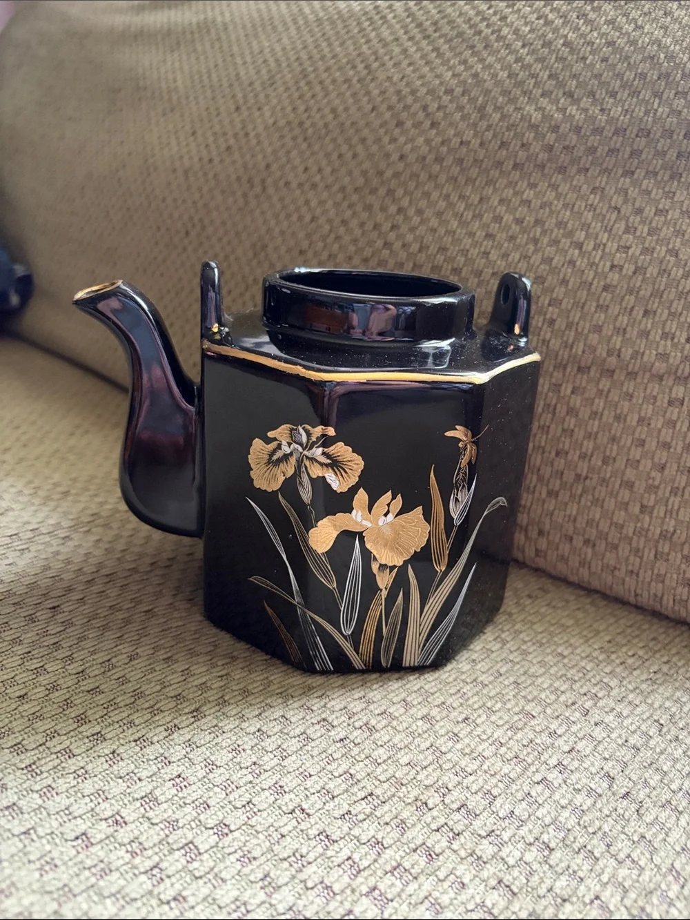 NWT - Vintage Black & Gold Iris & Dragonfly Teapot & 4 Teacups Made In Japan